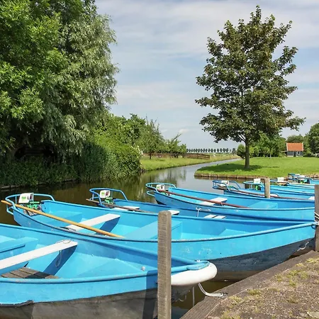 Шале Luxurious Chalet, 15 Km From Alkmaar
